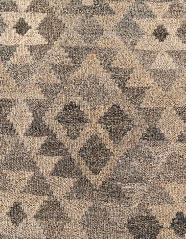 Detail image of  6' 11 x 9' 9  Hand Woven Kilim Maymana Wool Rug