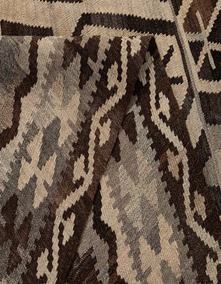 Detail image of  6' 9 x 9' 8  Hand Woven Kilim Maymana Wool Rug