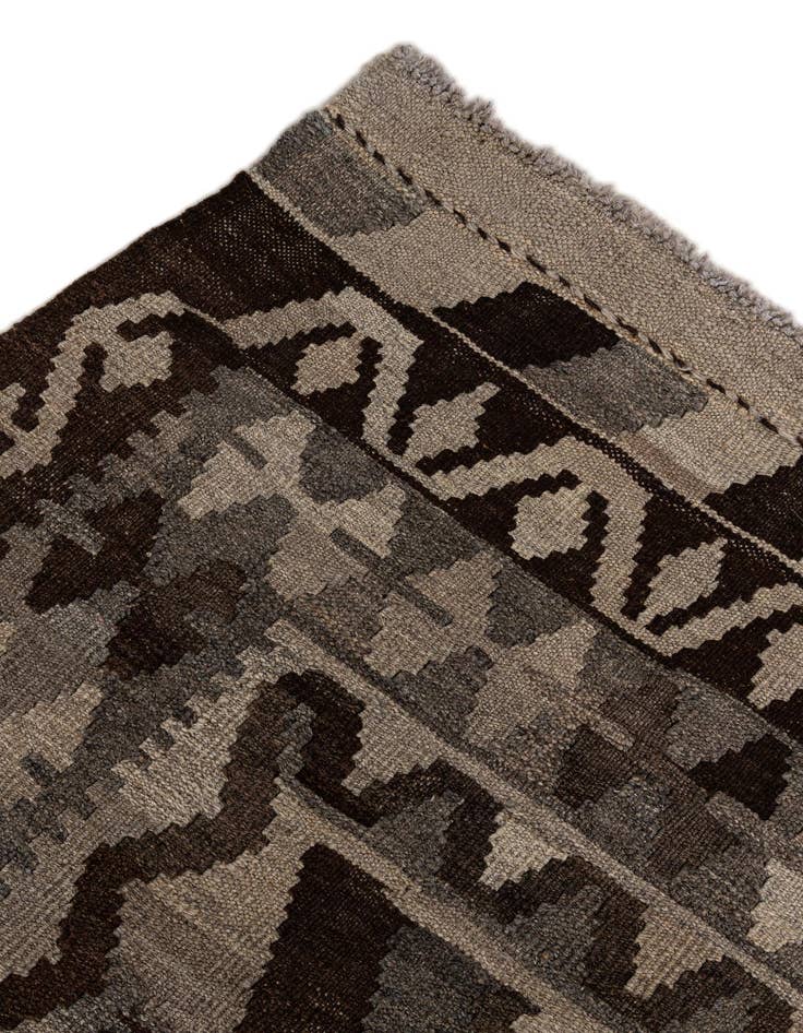 Detail image of  6' 9 x 9' 8  Hand Woven Kilim Maymana Wool Rug