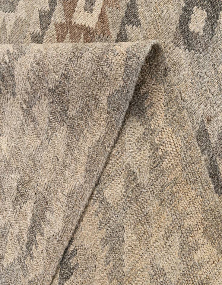 Detail image of  7' x 9' 11  Hand Woven Kilim Maymana Wool Rug