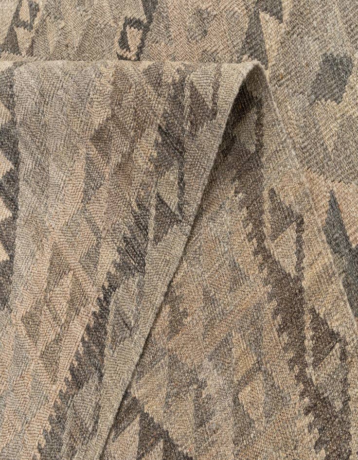 Detail image of  6' 9 x 10'  Hand Woven Kilim Maymana Wool Rug