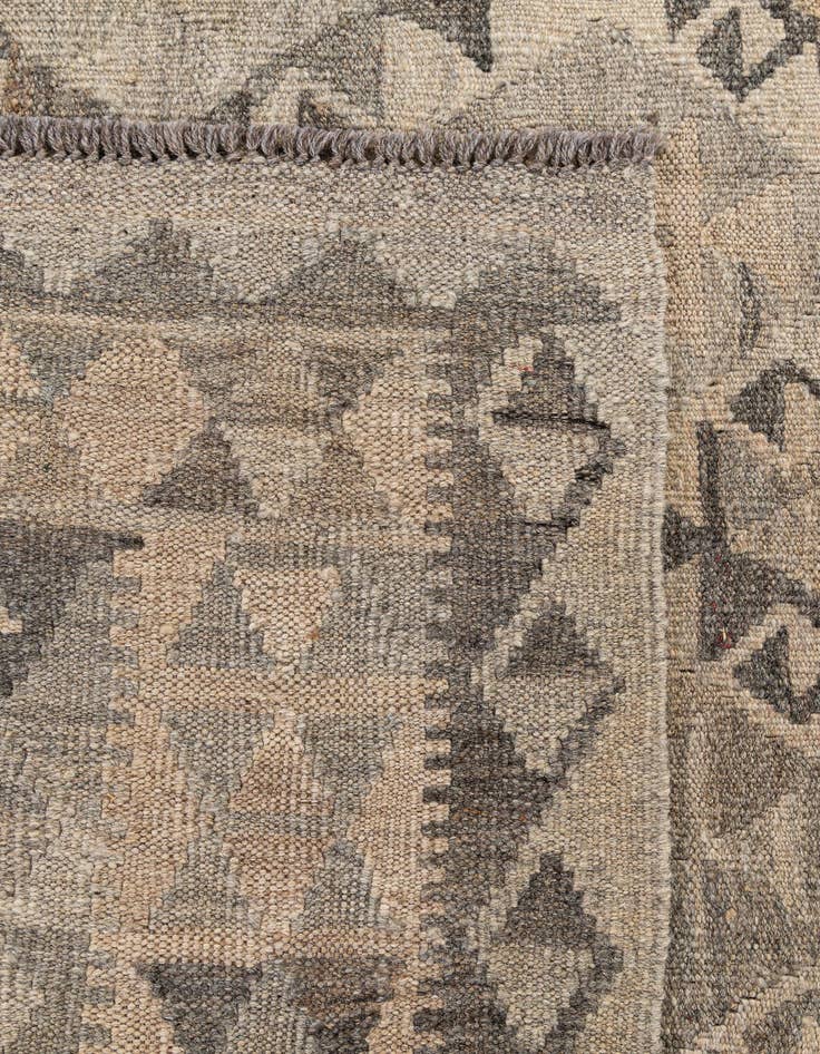 Detail image of  6' 9 x 10'  Hand Woven Kilim Maymana Wool Rug
