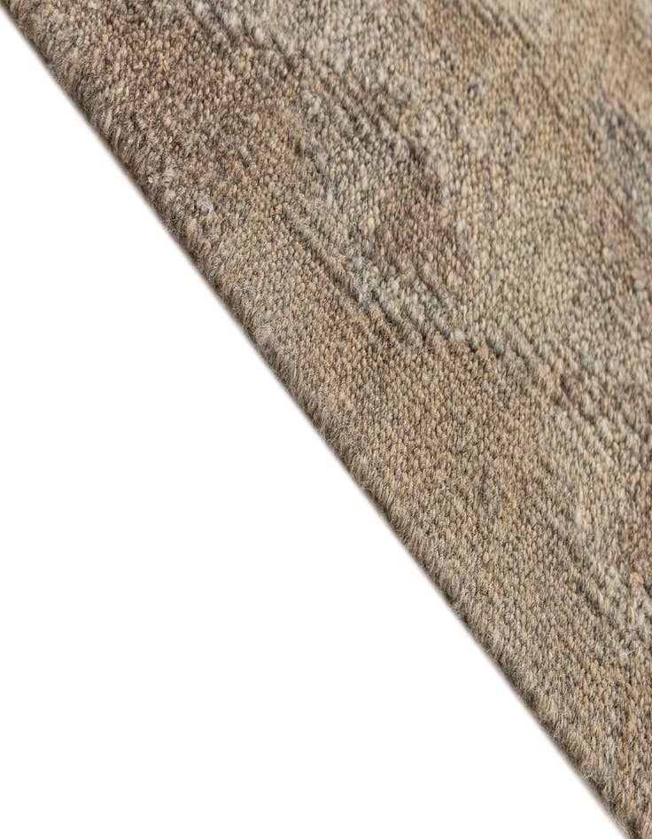 Detail image of  6' 11 x 9' 9  Hand Woven Kilim Maymana Wool Rug