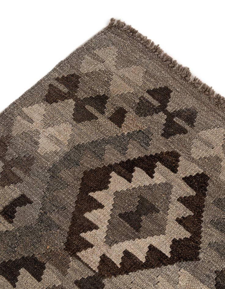Detail image of  6' 9 x 9' 9  Hand Woven Kilim Maymana Wool Rug