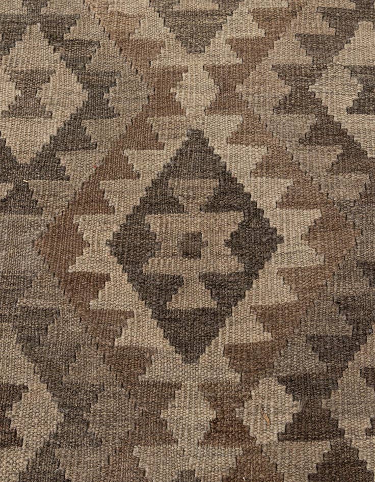 Detail image of  6' 9 x 9' 8  Hand Knotted Kilim Maymana Wool Rug