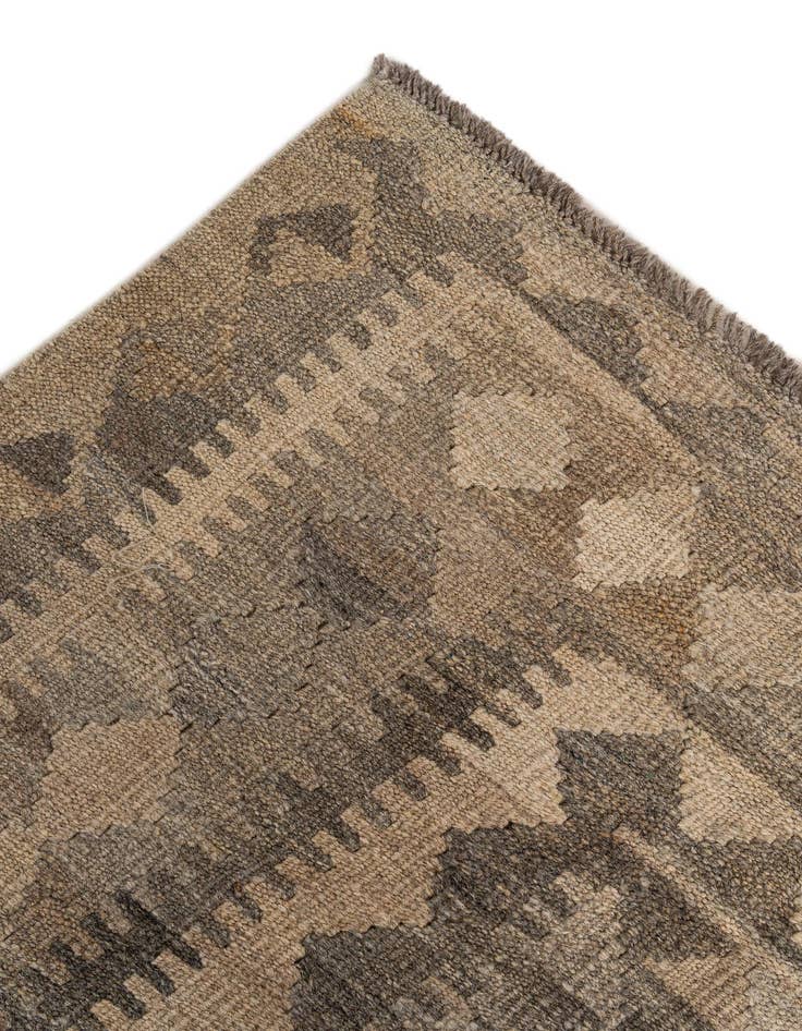 Detail image of  6' 9 x 9' 9  Hand Woven Kilim Maymana Wool Rug