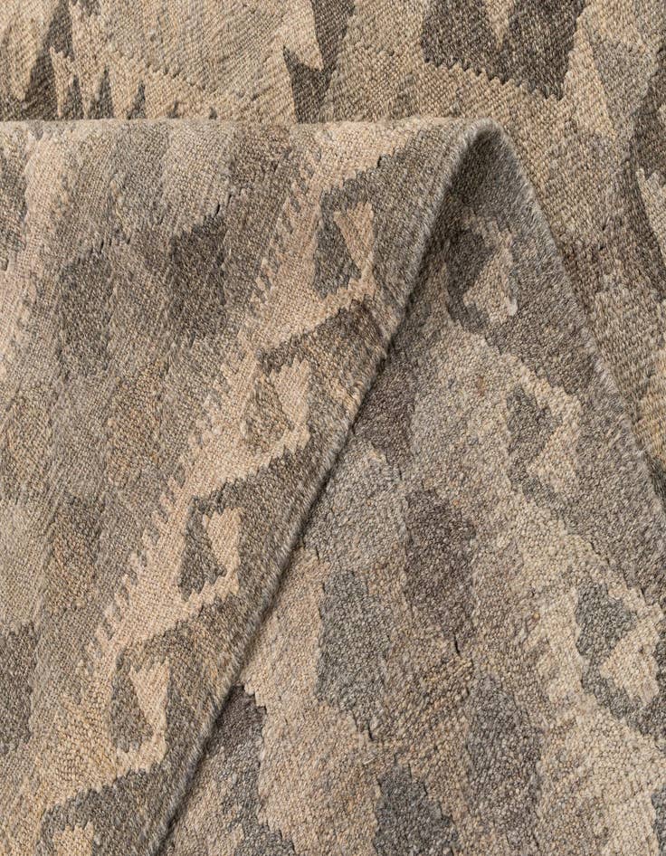 Detail image of  7' x 9' 9  Hand Woven Kilim Maymana Wool Rug