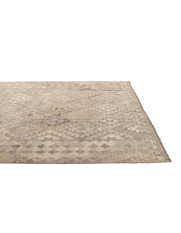 Detail image of  6' 9 x 9' 9  Hand Woven Kilim Maymana Wool Rug