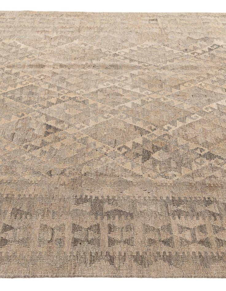 Detail image of  6' 10 x 9' 11  Hand Woven Kilim Maymana Wool Rug