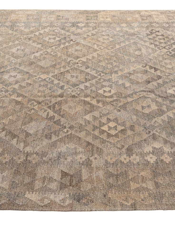 Detail image of  6' 10 x 9' 10  Hand Woven Kilim Maymana Wool Rug