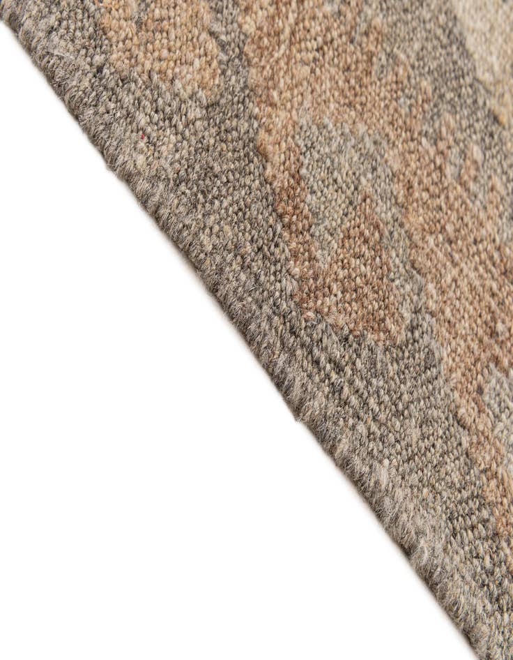 Detail image of  7' x 9' 9  Hand Woven Kilim Maymana Wool Rug