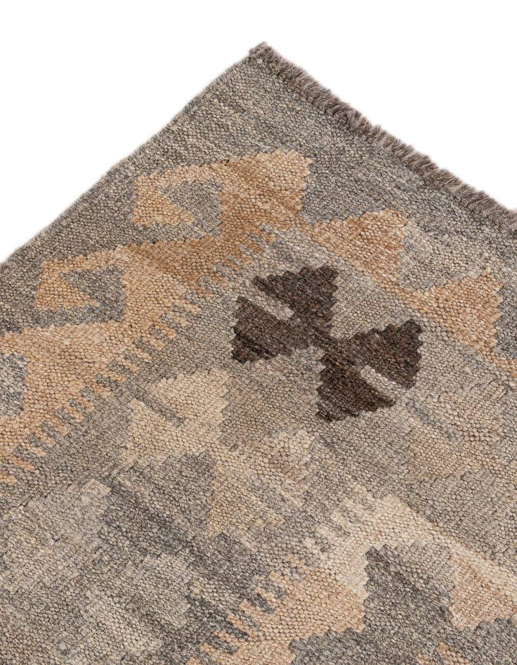 Detail image of  7' x 9' 9  Hand Woven Kilim Maymana Wool Rug