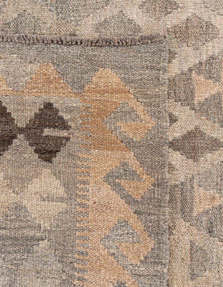 Detail image of  7' x 9' 9  Hand Woven Kilim Maymana Wool Rug