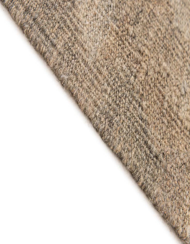 Detail image of  7' x 9' 9  Hand Woven Kilim Maymana Wool Rug