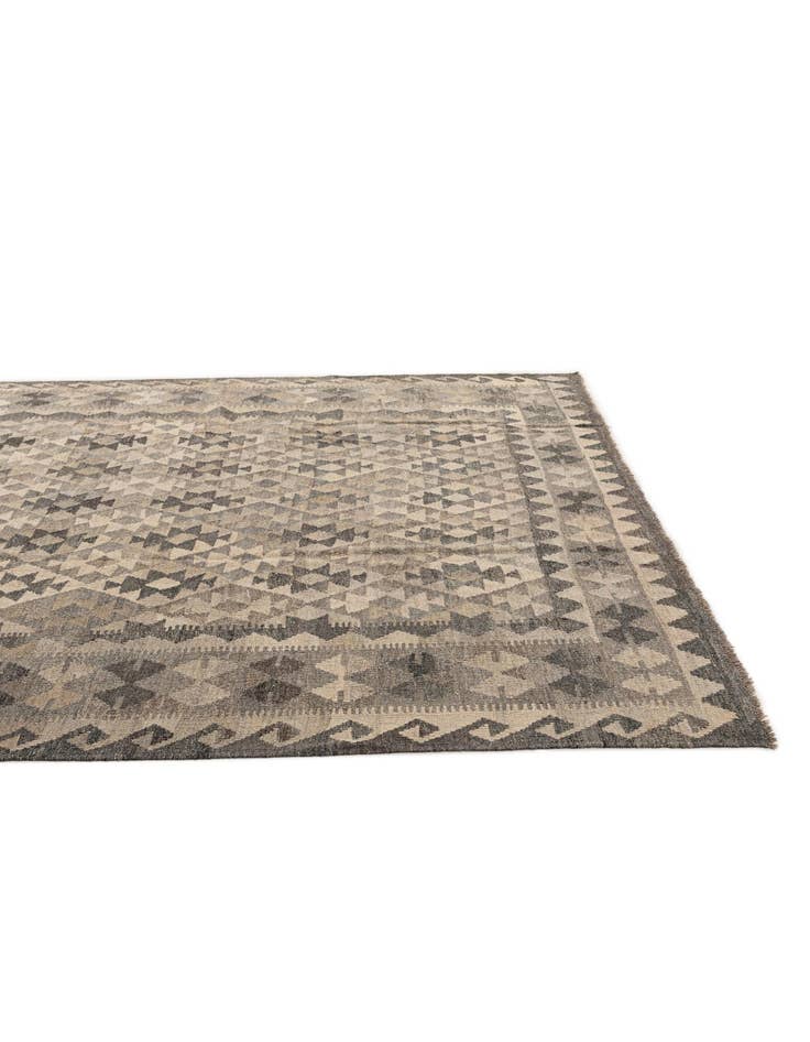 Detail image of  6' 10 x 9' 10  Hand Woven Kilim Maymana Wool Rug