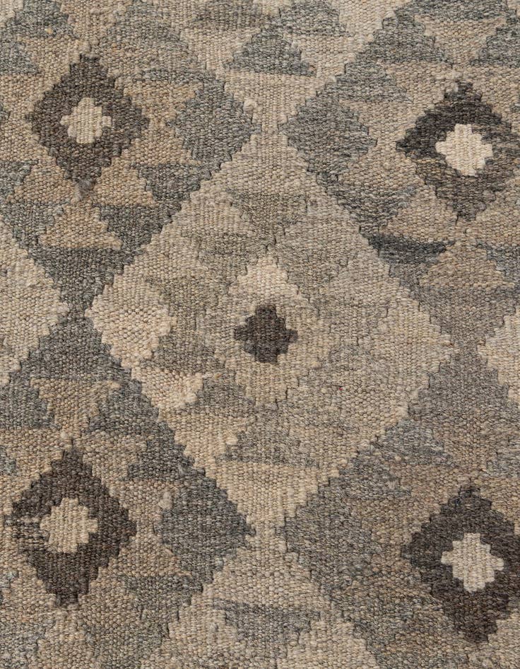 Detail image of  7' 1 x 9' 9  Hand Woven Kilim Maymana Wool Rug