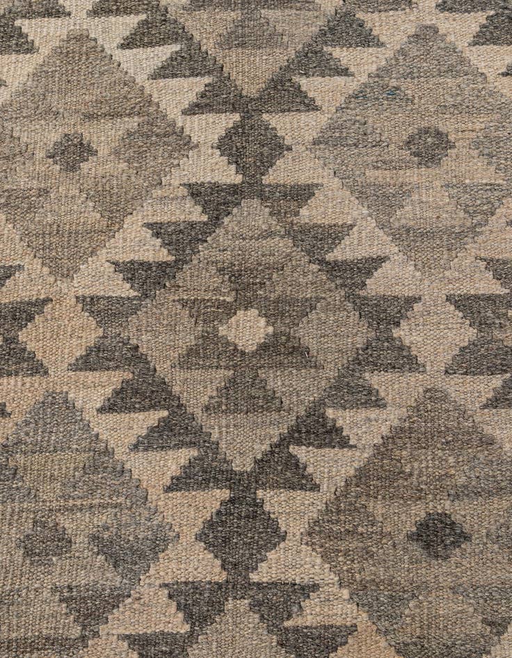 Detail image of  6' 9 x 10'  Hand Woven Kilim Maymana Wool Rug