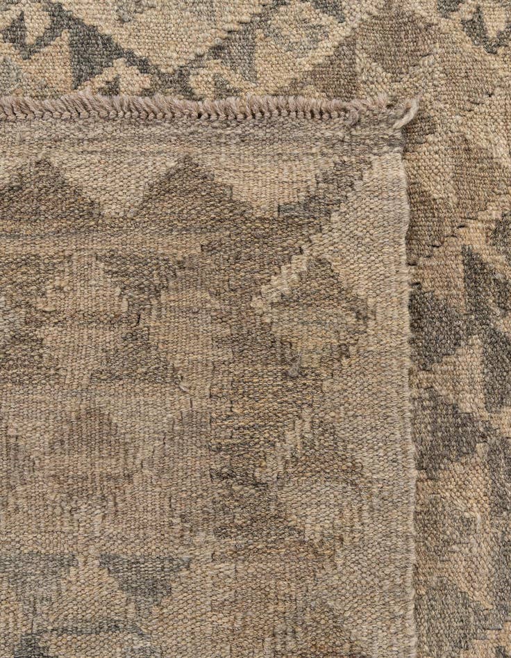 Detail image of  6' 7 x 9' 7  Hand Woven Kilim Maymana Wool Rug