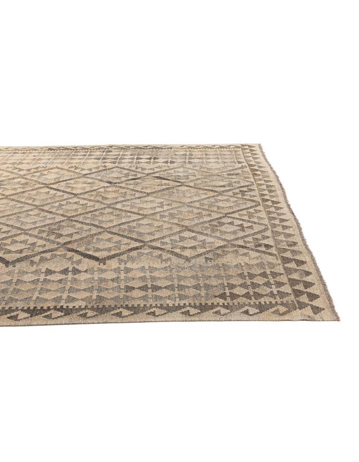 Detail image of  6' 11 x 9' 11  Hand Woven Kilim Maymana Wool Rug