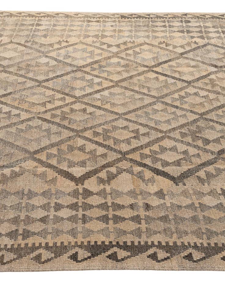 Detail image of  6' 11 x 9' 11  Hand Woven Kilim Maymana Wool Rug