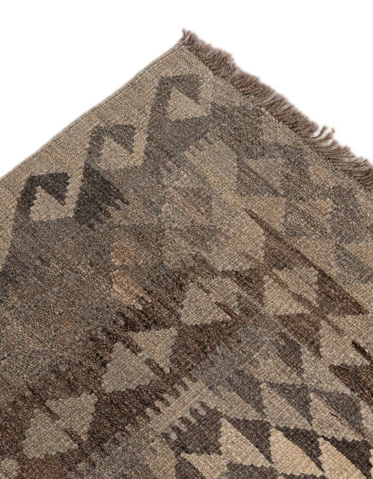 Detail image of  6' 9 x 9' 10  Hand Woven Kilim Maymana Wool Rug