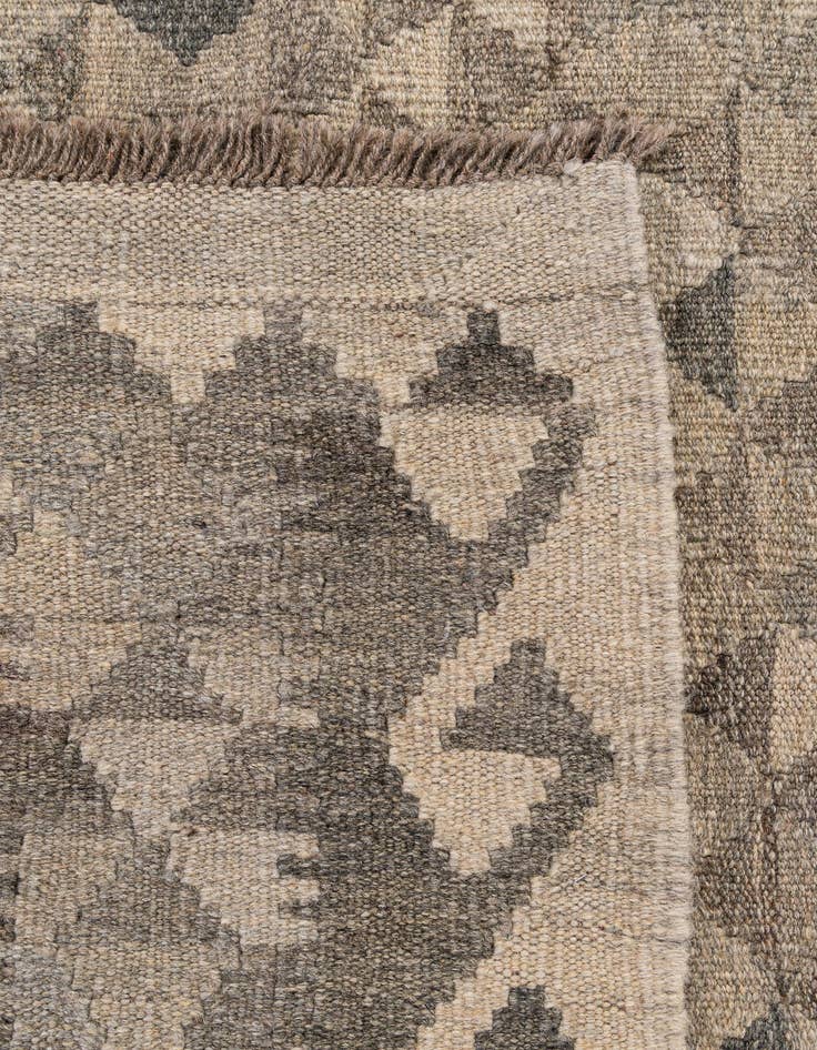 Detail image of  7' x 9' 11  Hand Woven Kilim Maymana Wool Rug