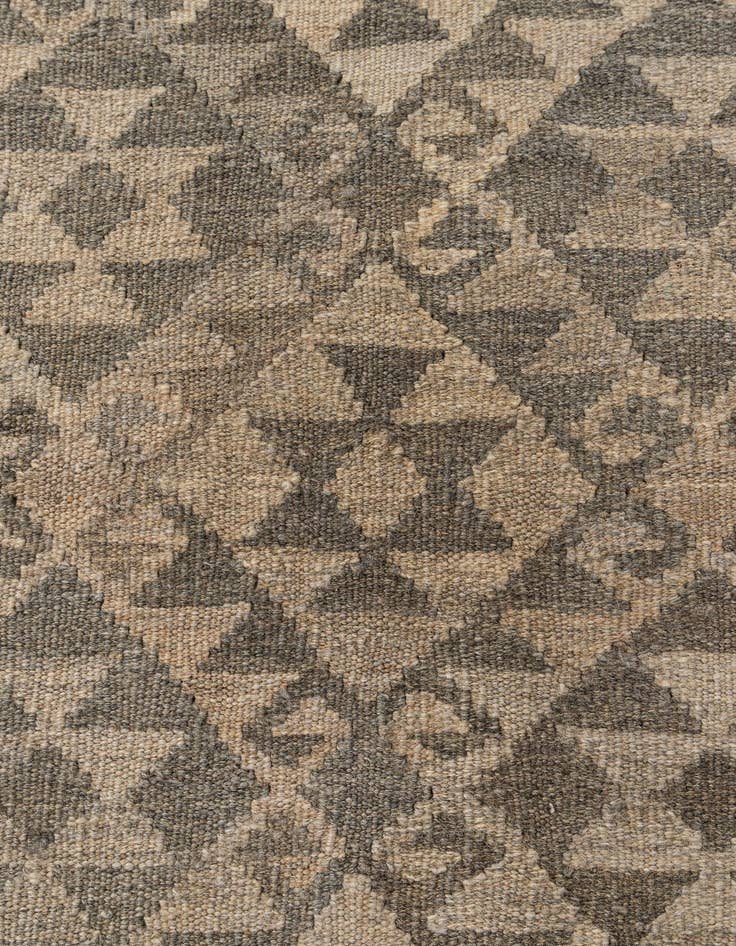 Detail image of  6' 10 x 10'  Hand Woven Kilim Maymana Wool Rug