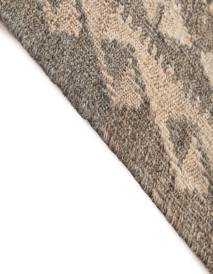 Detail image of  6' 10 x 10' 3  Hand Woven Kilim Maymana Wool Rug