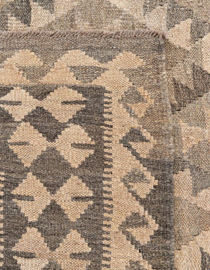 Detail image of  6' 10 x 10' 3  Hand Woven Kilim Maymana Wool Rug