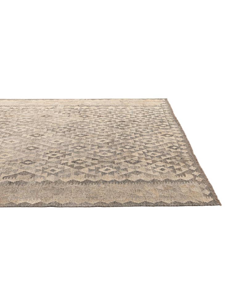 Detail image of  7' 3 x 9' 9  Hand Woven Kilim Maymana Wool Rug