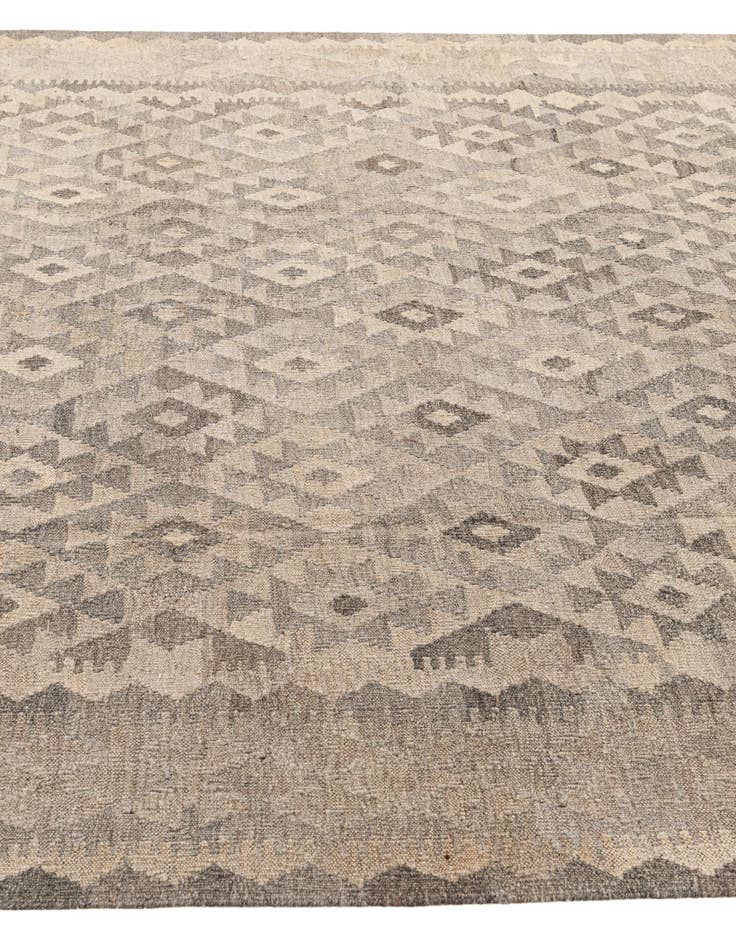 Detail image of  7' 3 x 9' 9  Hand Woven Kilim Maymana Wool Rug