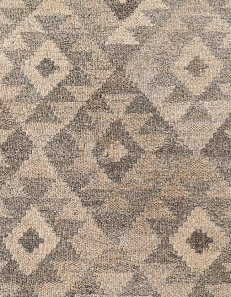 Detail image of  7' 3 x 9' 9  Hand Woven Kilim Maymana Wool Rug