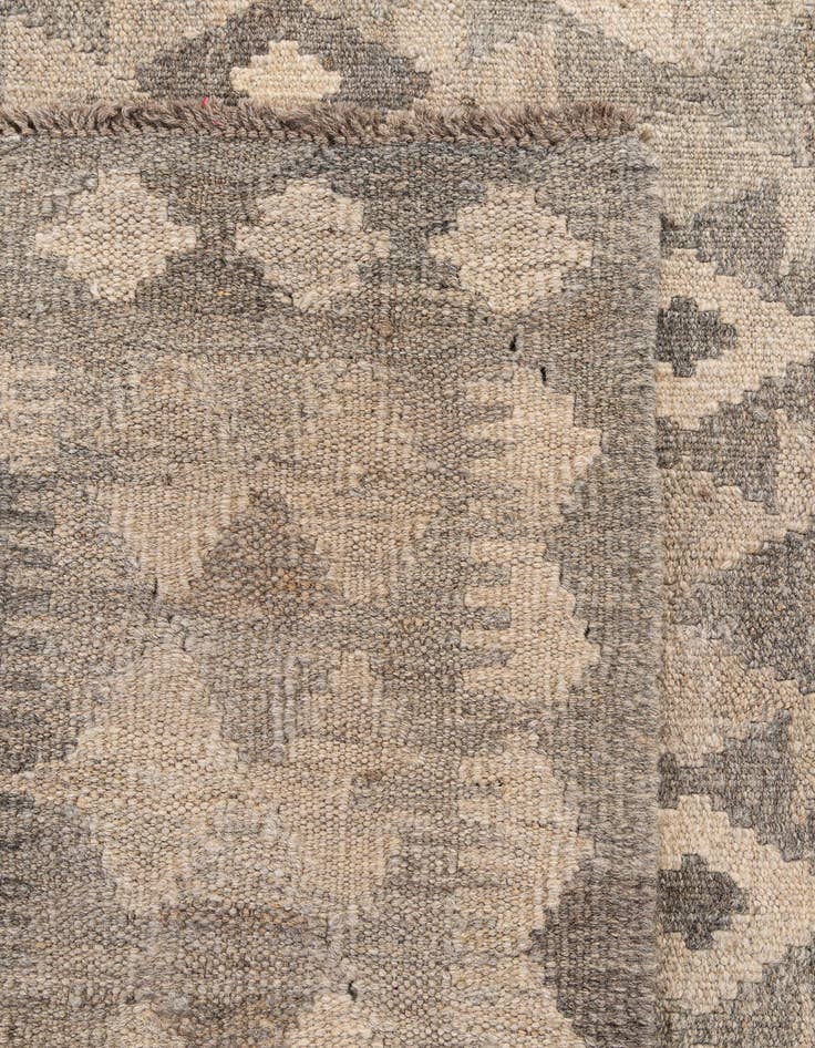 Detail image of  7' 3 x 9' 9  Hand Woven Kilim Maymana Wool Rug