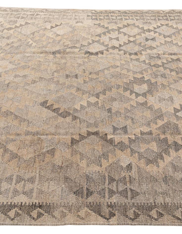 Detail image of  7' 1 x 9' 8  Hand Woven Kilim Maymana Wool Rug