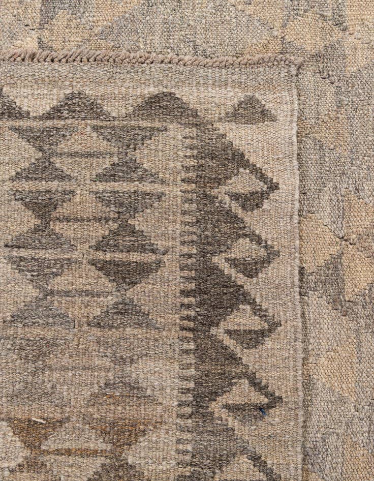 Detail image of  7' 1 x 9' 8  Hand Woven Kilim Maymana Wool Rug