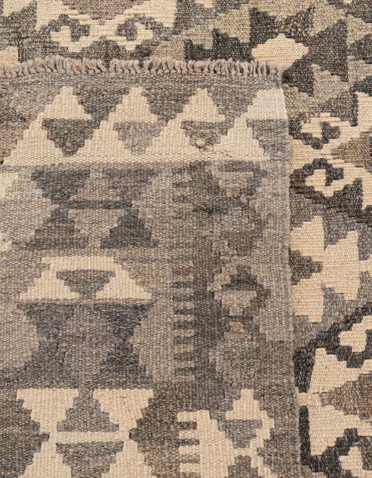 Detail image of  7' 1 x 10'  Hand Woven Kilim Maymana Wool Rug