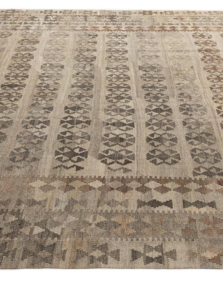 Detail image of  8' 3 x 11' 8  Hand Woven Kilim Maymana Wool Rug