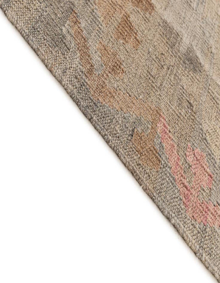 Detail image of  8' 4 x 9' 5  Hand Woven Kilim Maymana Wool Rug