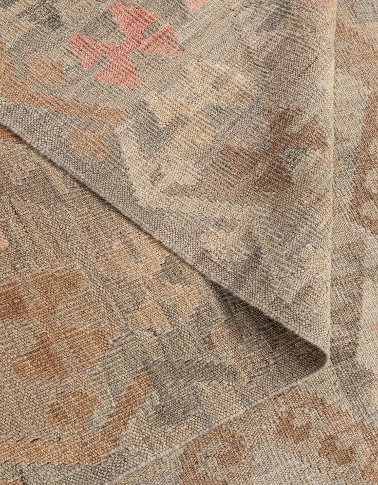 Detail image of  8' 4 x 9' 5  Hand Woven Kilim Maymana Wool Rug