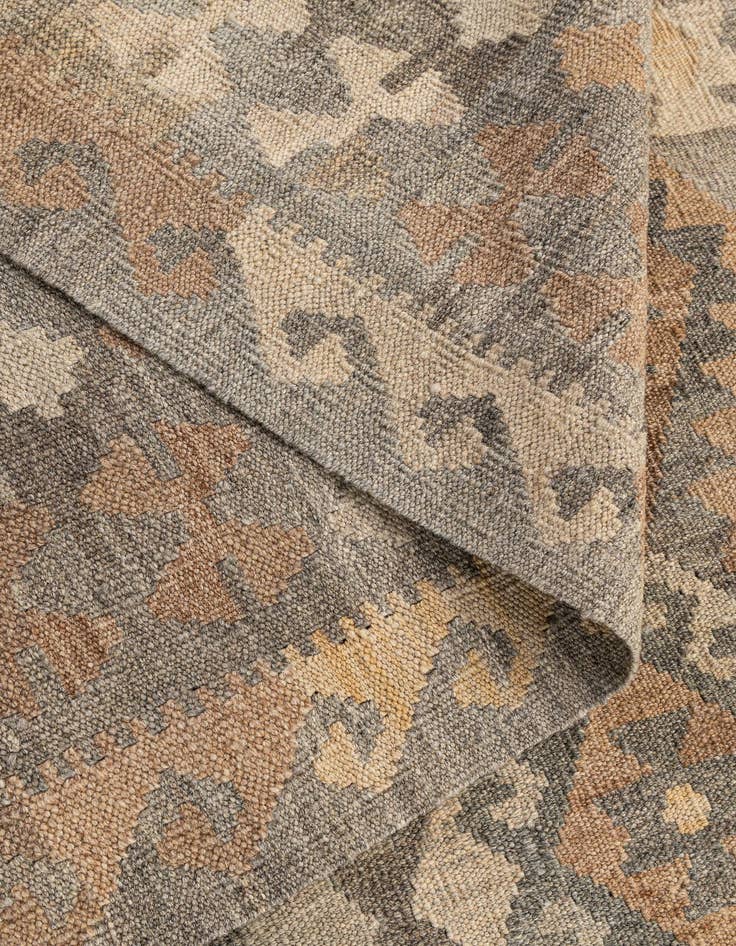 Detail image of  8' 7 x 10' 9  Hand Woven Kilim Maymana Wool Rug