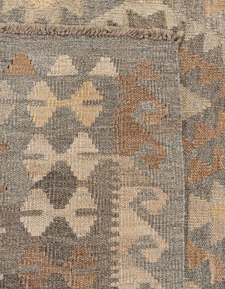 Detail image of  8' 7 x 10' 9  Hand Woven Kilim Maymana Wool Rug