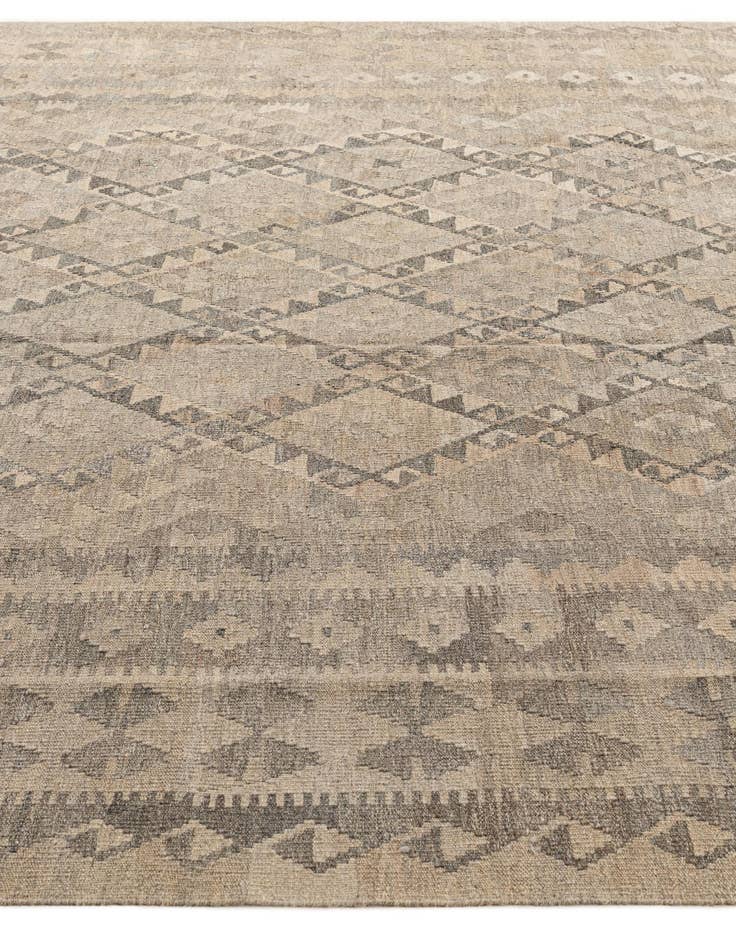 Detail image of  8' 6 x 11' 6  Hand Woven Kilim Maymana Wool Rug