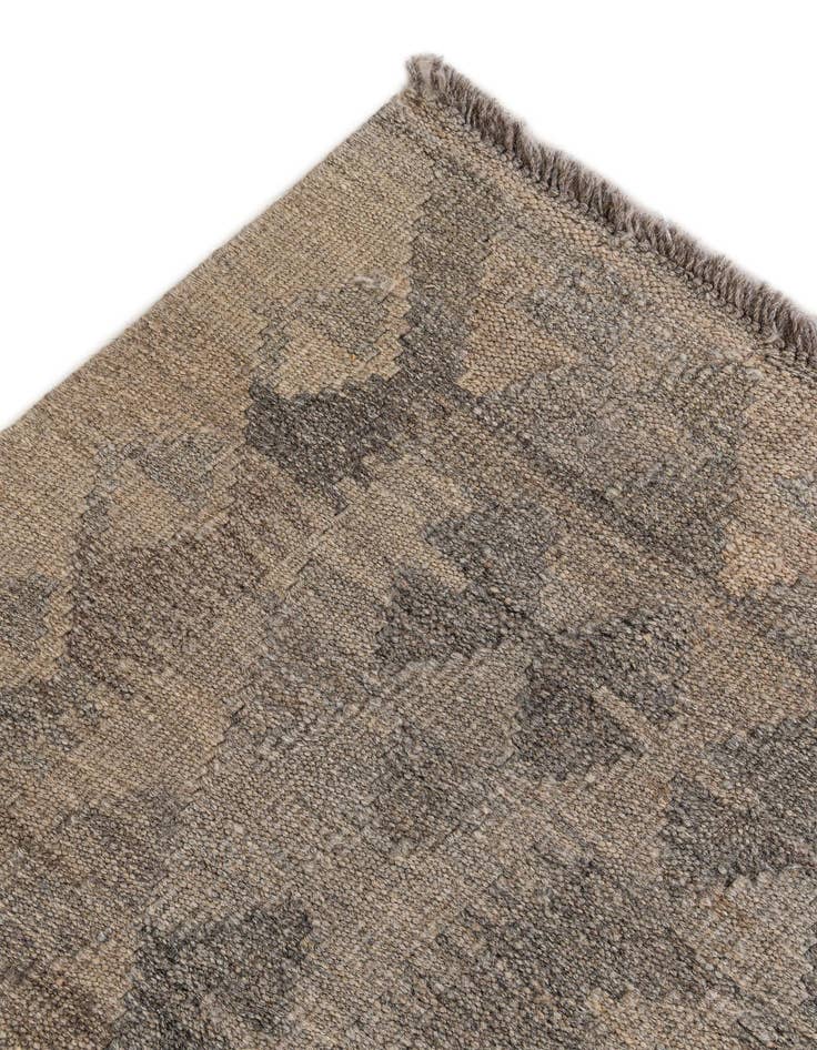 Detail image of  8' 6 x 11' 6  Hand Woven Kilim Maymana Wool Rug