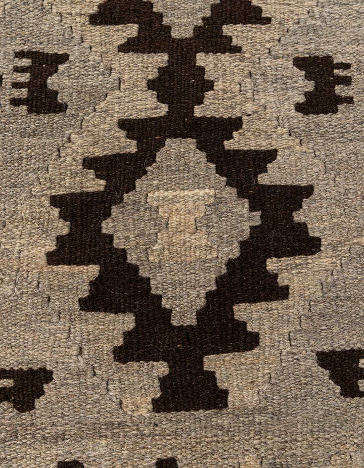 Detail image of  2' 7 x 3' 11  Hand Woven Kilim Maymana Wool Rug