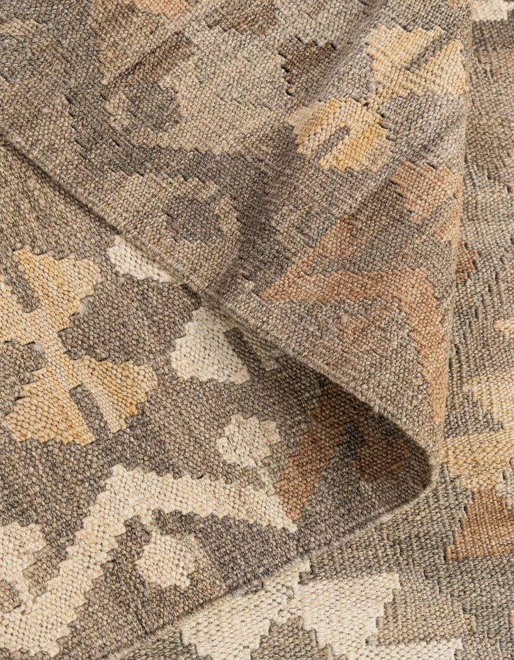 Detail image of  3' 2 x 5'  Hand Woven Kilim Maymana Wool Rug