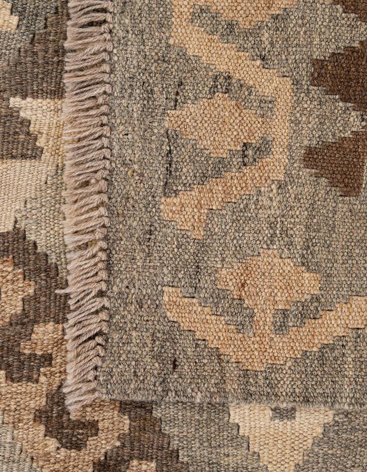 Detail image of  5' 2 x 6' 6  Hand Woven Kilim Maymana Wool Rug