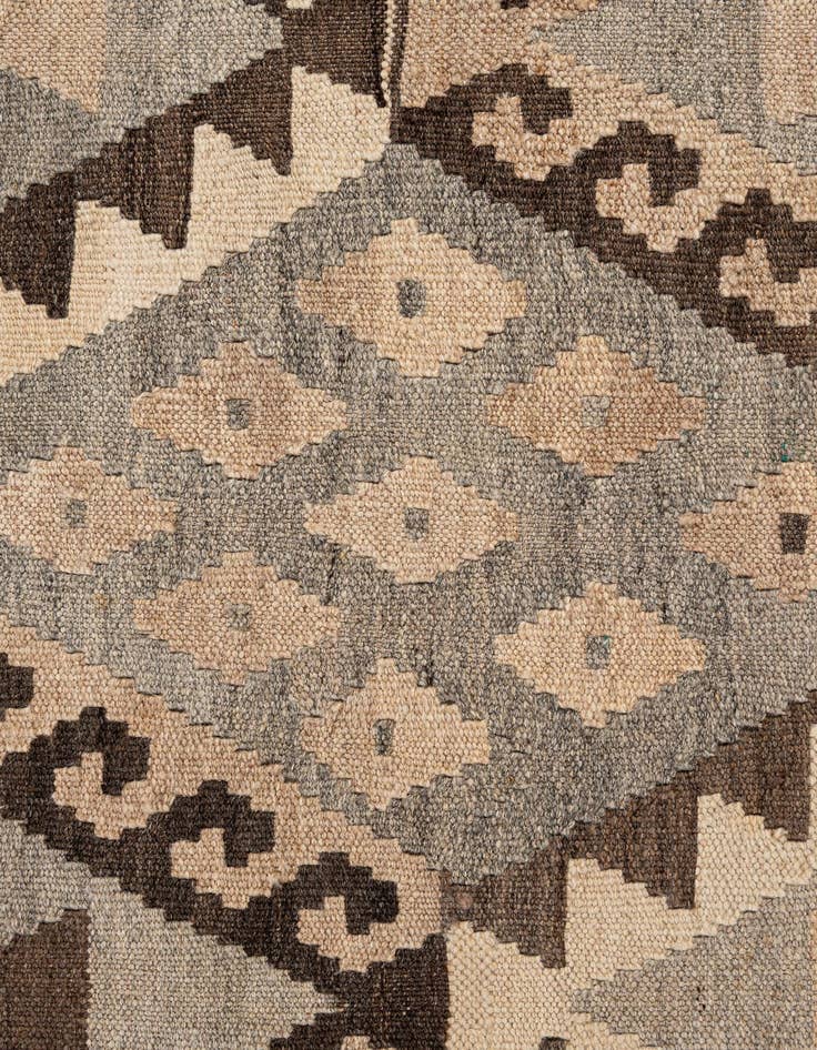 Detail image of  5' 2 x 6' 6  Hand Woven Kilim Maymana Wool Rug