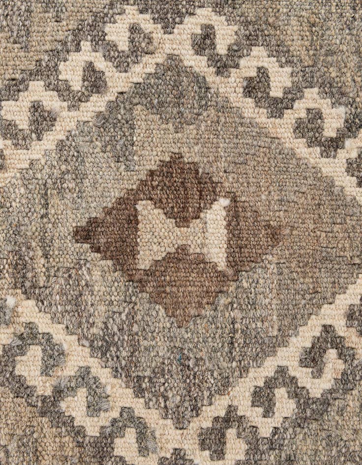 Detail image of  5' 2 x 6' 11  Hand Woven Kilim Maymana Wool Rug