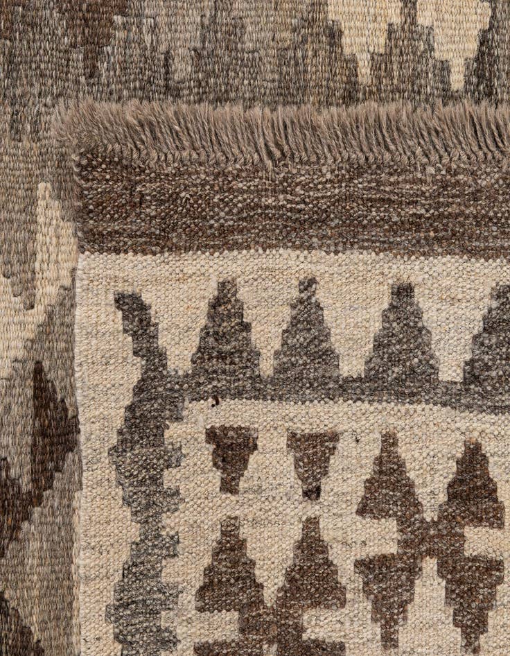Detail image of  3' 3 x 4' 11  Hand Woven Kilim Maymana Wool Rug