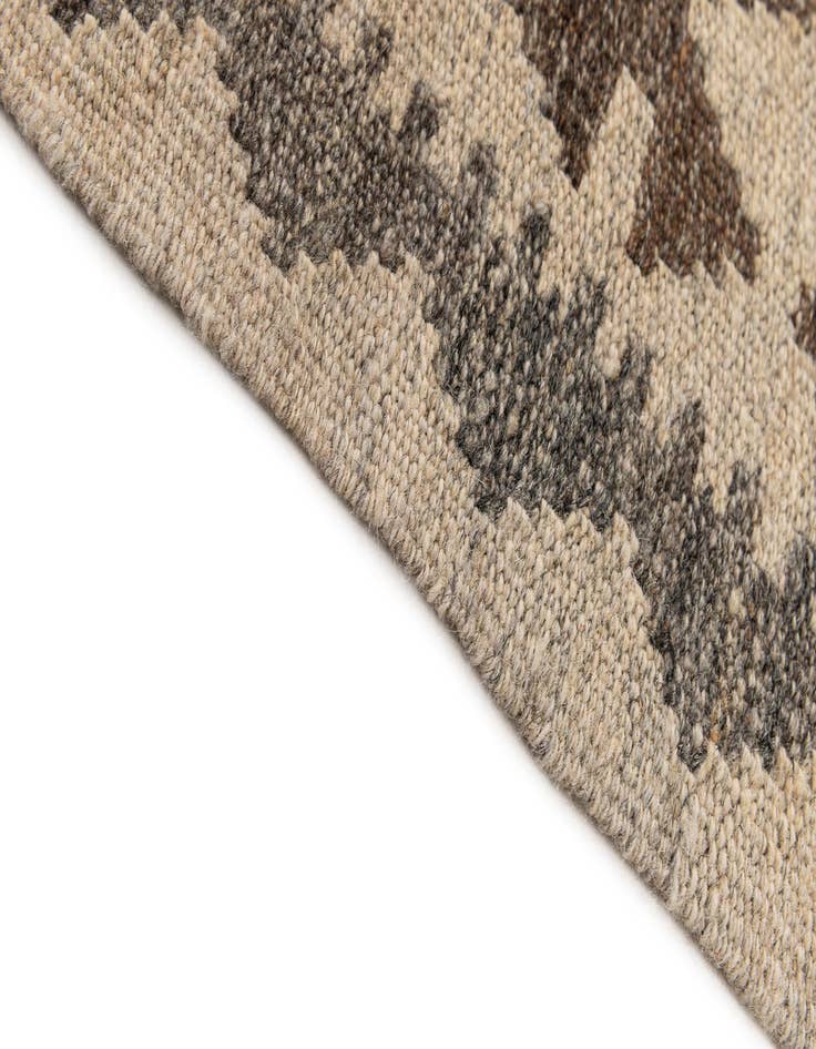 Detail image of  3' 3 x 4' 11  Hand Woven Kilim Maymana Wool Rug